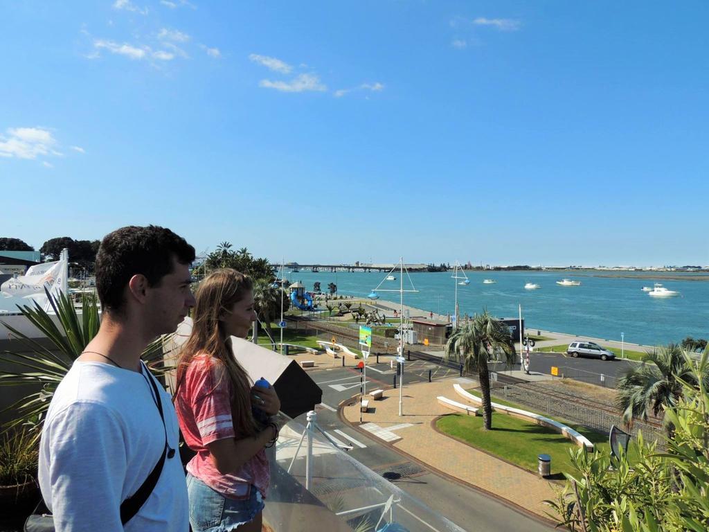 Harbourside City Backpackers Тауранга Екстер'єр фото