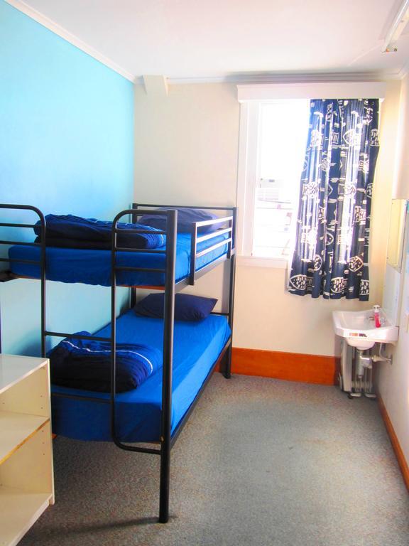 Harbourside City Backpackers Тауранга Екстер'єр фото