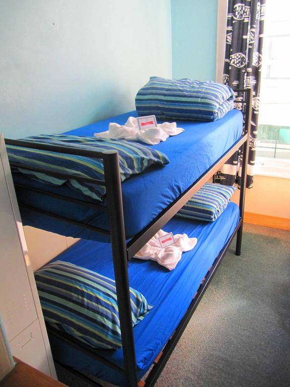 Harbourside City Backpackers Тауранга Екстер'єр фото