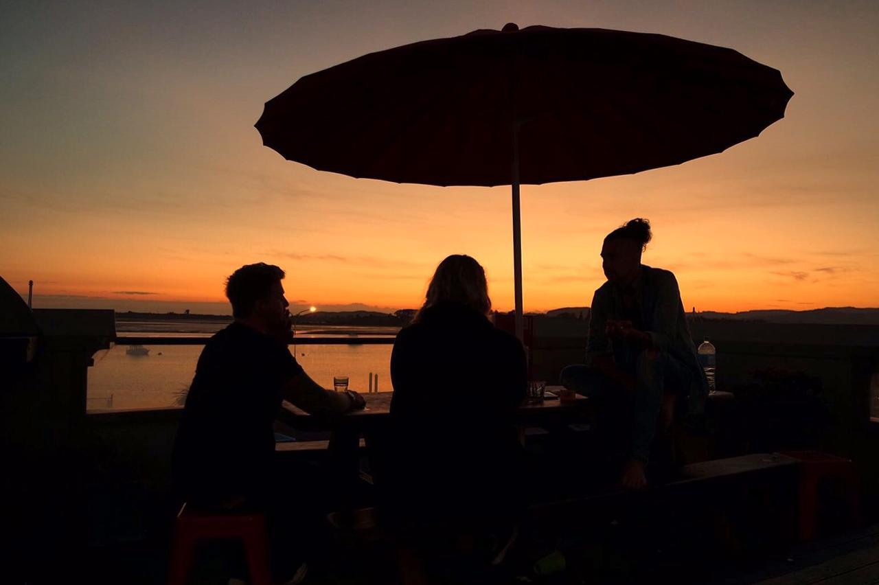 Harbourside City Backpackers Тауранга Екстер'єр фото