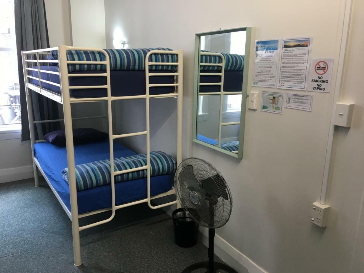 Harbourside City Backpackers Тауранга Екстер'єр фото